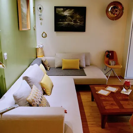 Oasis With Terrace On Garden * Paris
